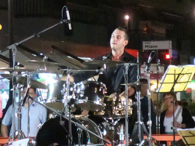 i_jes_band_05