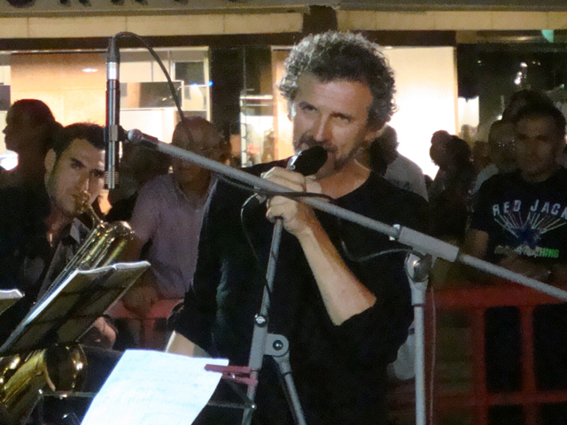 i_jes_band_13