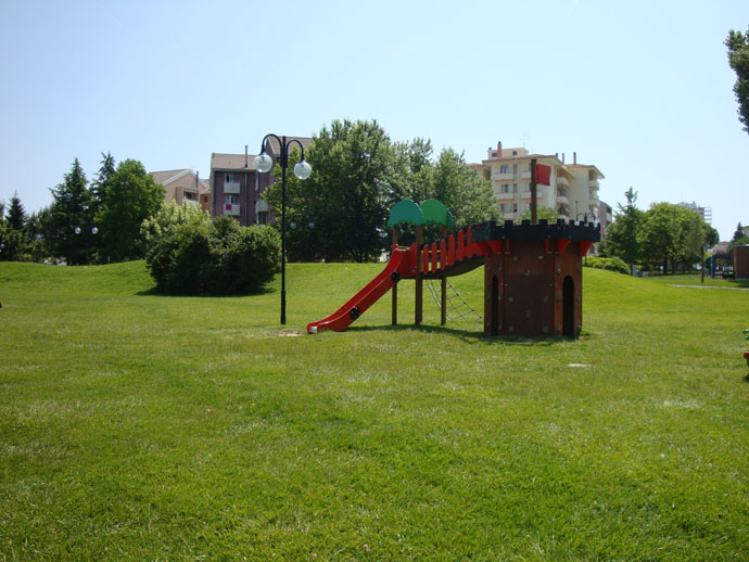 09